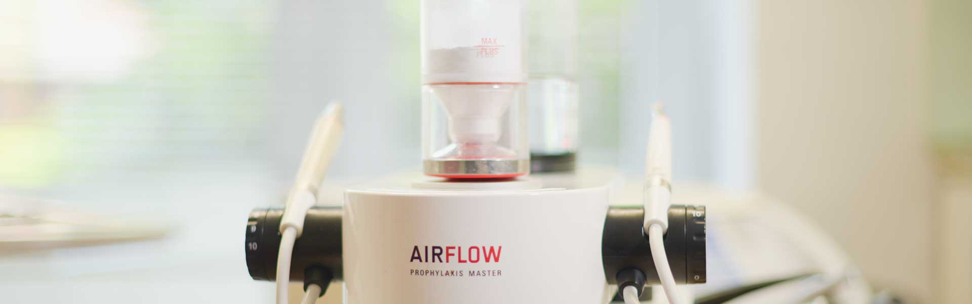 AirFlow_moderne-Zahnreinigung AirFlow_moderne-Zahnreinigung